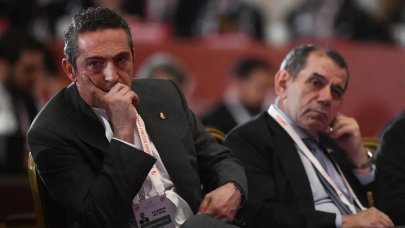 Dursun Özbek ve Ali Koç otelden ayrıldı