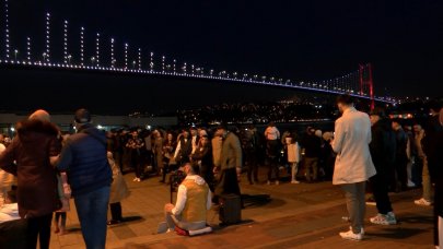 Ortaköy'de yılbaşı yoğunluğu