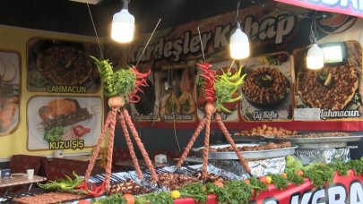 Adana Kültür Günleri Yenikapı'da başladı: Tonlarca portakal dağıtıldı