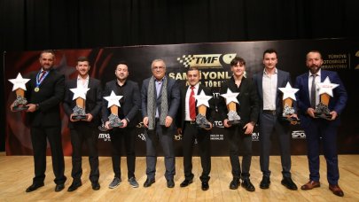 Şampiyonlar ödüllendi!