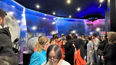 Engelli öğrenciler, El Battani Uzay Evi'ni ziyaret etti