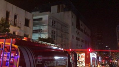 5 katlı metruk binada yangın