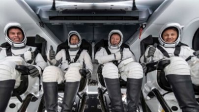 Alper Gezeravcı'yı taşıyan uzay aracı Uluslararası Uzay İstasyonu'na kenetlendi