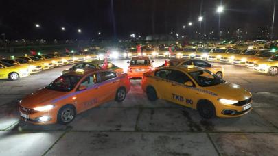 Taksiciler şehitleri andı