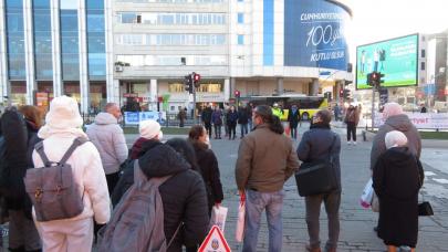 Dronlu kırmızı ışık denetimi: 13 yayaya 8 bin 970 lira ceza