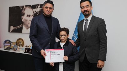 Dünya birincisinden başkan Serkan Acar'a ziyaret