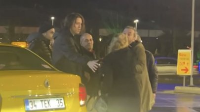 Taksici ile kadın arasında bayıltan kavga!