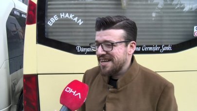 Minibüsünde doğum yapılan şoföre, "Ebe Hakan" sürprizi!