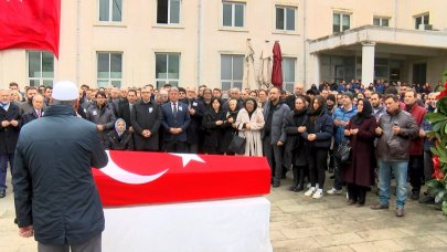 Kılavuz Kaptan Oğuz Kök'e veda töreni