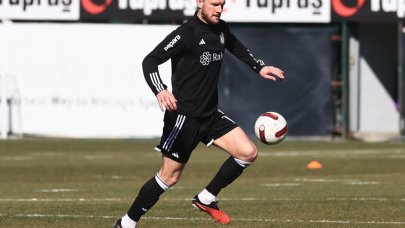 Beşiktaş'ta Joe Worrall ilk antrenmanına çıktı