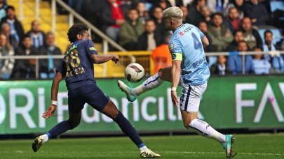 Kasımpaşa, Adana Demirspor'u deplasmanda devirdi!