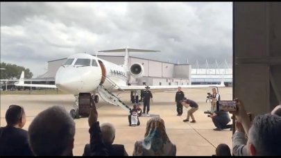 Türkiye'nin ilk astronotu Alper Gezeravcı ailesi ile bir araya geldi