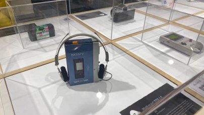 ‘Dünden Bugüne 100 Japon Tasarımı’ sergisi ziyarete açıldı