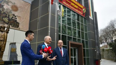 SP İBB adayı Aydın'dan cemevine ziyaret