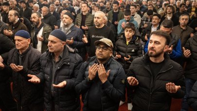 Ramazanın müjdecisi Berat Kandili idrak edildi