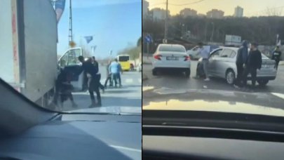 İstanbul'da trafik kavgaları: Sopa, tekme ve yumruklar havada uçuştu