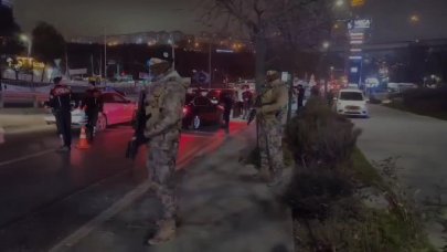 Sultangazi'de huzur denetimleri: 60 kişi yakalandı