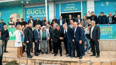 CHP'li aday, adaylıktan çekilip AK Parti'ye geçti