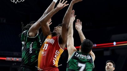 Galatasaray Ekmas - Darüşşafaka Lassa: 95-78