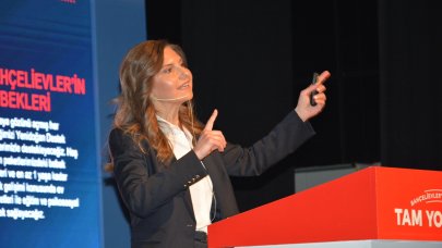 Emine Gülizar Emecan: Asla ihanet etmeyeceğiz