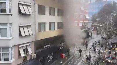 Kadıköy’deki iş yerinde yangın çıktı