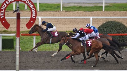Dünya Kadınlar Koşusu Veliefendi’de yapıldı