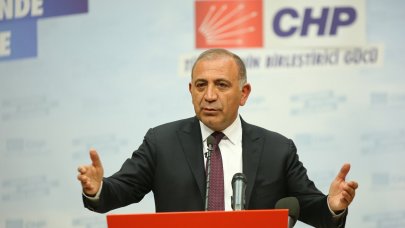 Gürsel Tekin: Yoksulluk çığ gibi büyüyor!