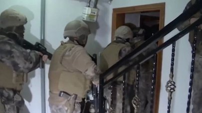 Bakan Yerlikaya duyurdu! Bir suç örgütü daha çökertildi: 109 şüpheli yakalandı