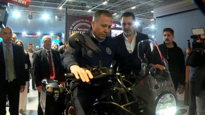 Motosiklete binen Ali Yerlikaya, kaza istatistiğini açıkladı