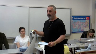 Ünlüler sandık başında!