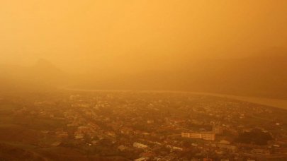 Afrika tozları ne zaman gidiyor? Bu tarihe kadar arabanızı yıkatmayın!