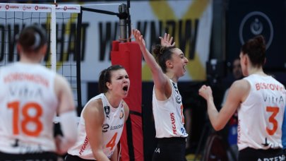 Sultanlar Ligi’nde finalin adı: Fenerbahçe Opet – Eczacıbaşı Dynavit