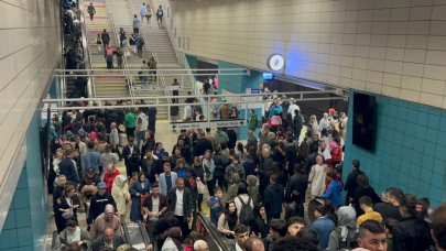 Marmaray'da Ramazan Bayramı yoğunluğu: Vatandaşlar zor anlar yaşadı