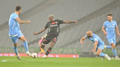 Fatih Karagümrük farklı kazandı!