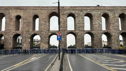 İsmail Saymaz'dan Saraçhane'deki polis yığınağına tepki: 'Bu kadar polis ve askeri Suriye ve İran sınırına koysaydınız...'