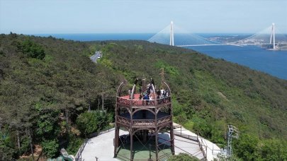 İstanbul'da öğrenciler kuşların göç güzergahı Boğaz'da gözlem yaptı