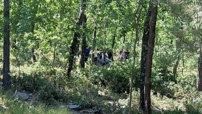 Kıskançlık dehşeti! Kaçırdığı eski kız arkadaşını ormanda bacaklarından vurup, intihar etti