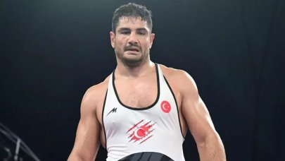 Milli güreşçi Taha Akgül bronz madalya kazandı ve kariyerini sonlandırdı
