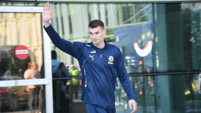 Fenerbahçe'ye İzmir'de coşkulu karşılama