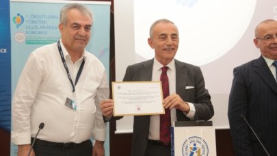 Üniversitelerden faydalanmalıyız