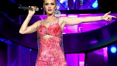 Katy Perry'nin Dark Horse şarkısı çalıntı çıktı! Ceza kararı bekleniyor...