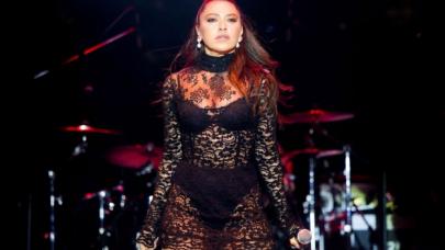 Hadise Hakan Sabancı ile sarmaş dolaş!