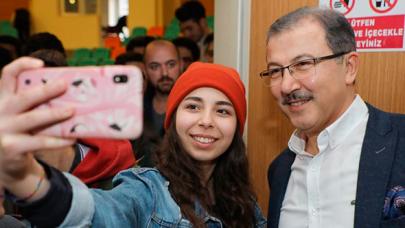 Gençlik varsa gelecek vardır