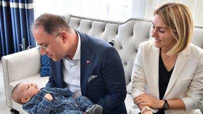 300. bebeğe merhaba dedi