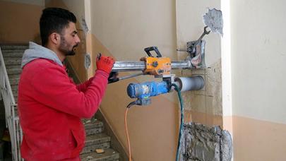 Polis eşliğinde örnek aldılar