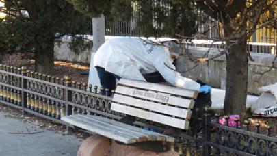 Kadıköy'de sahilde erkek cesedi bulundu