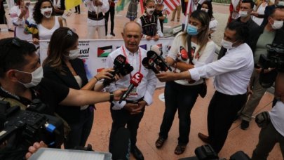 Festival kapılarını sevgiye açtı