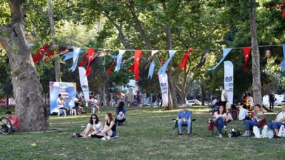 Beşiktaş’ın parklarında sahne sanatları zamanı