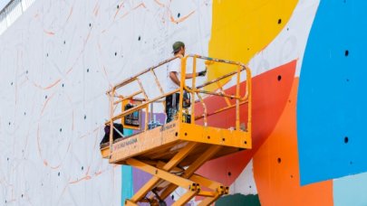 Gri duvarlara renk gelecek