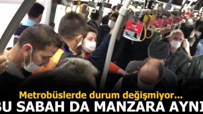 Metrobüslerde manzara aynı! Yine duraklar doldu, araçlar tıklım tıklım ve sosyal mesafe yok...